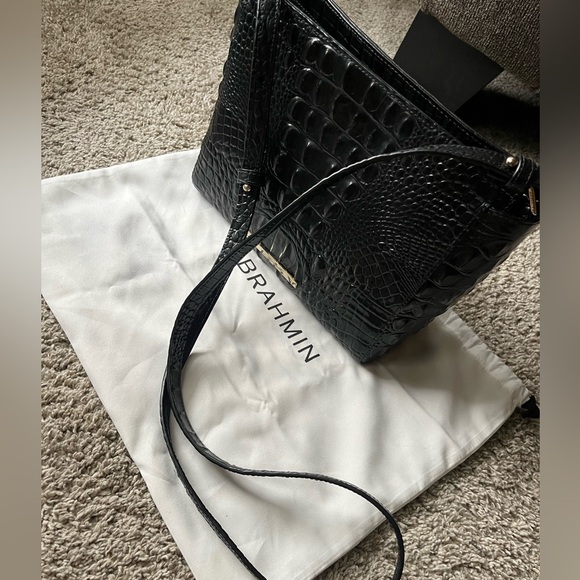 Brahmin crossbody - Picture 3 of 6